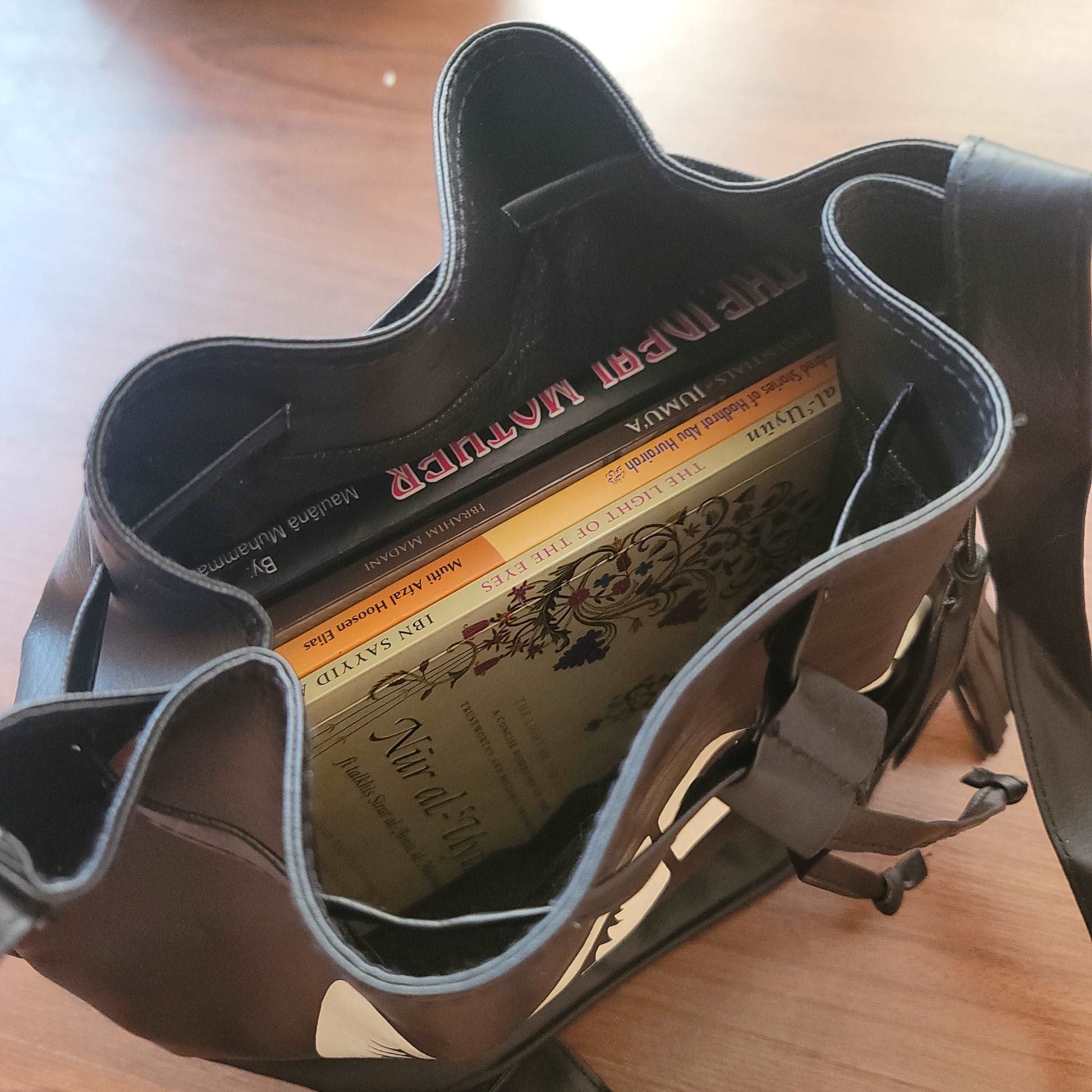 Niqabi bucket purse - Rumaysa Fashionz